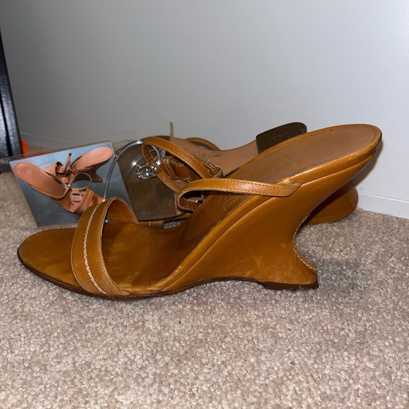 Salvatore Ferragamo heels- made in Italy - Picture 3 of 4